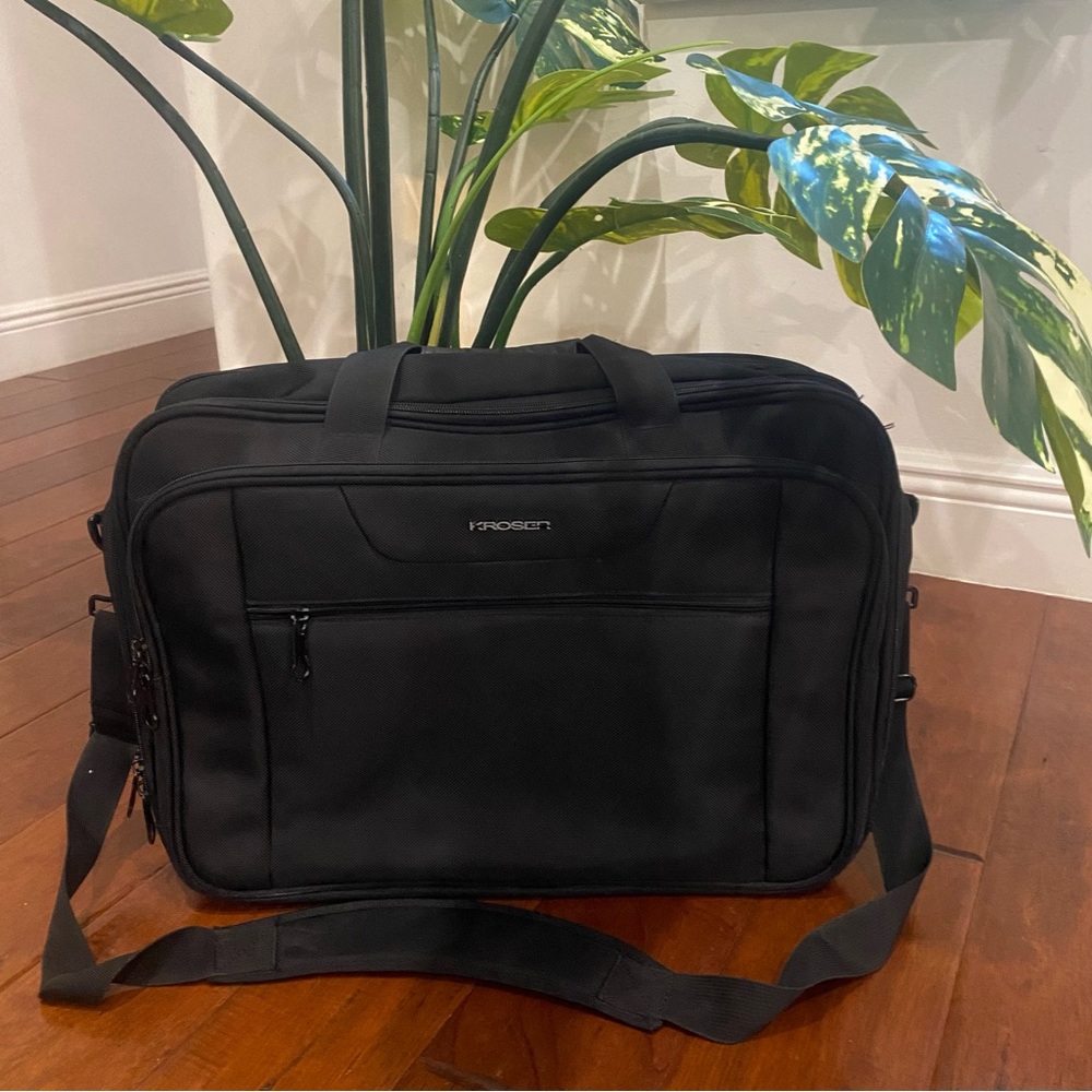Kroser Black 18” Expandable Laptop Bag / Briefcase